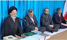 امام جمعه بیرجند: زمینه برای وصول به آرمان‌های انقلاب مساعد است/ مسئولان دولت سیزدهم استراحت شبانه‌روزی ندارند/خدمات وزیر کار در خراسان جنوبی و سایر استان ها پایدار بوده است