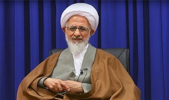مدارس و دانشگاه‌ها نیروی کار ماهر و متخصص تربیت کنند