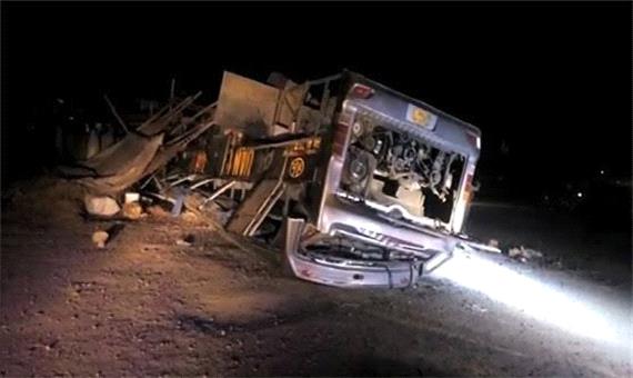 سقوط مرگبار یک اتوبوس به دره در پاکستان