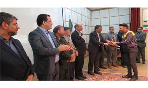 کارگران نمونه سیستان و بلوچستان تجلیل شدند