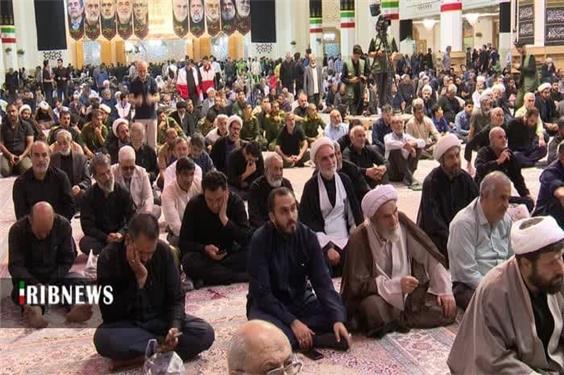 مراسم بزرگداشت شهدای روحانی جنگ تحمیلی 12 روزه در قم