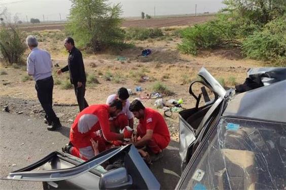 جان باختن 3 سرنشین خودروی 207 در تصادف رخ به رخ با کامیون