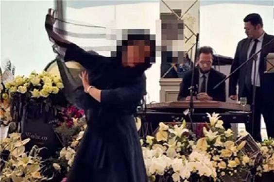 برگزاری مراسم ختم در تهران همراه با رقص!