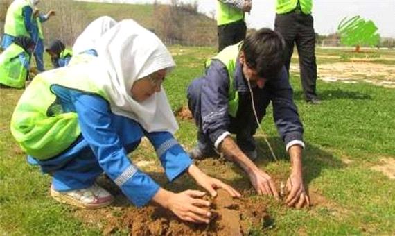 دانش‌آموزان و معلمان استان قم در حفظ منابع طبیعی مشارکت می‌کنند