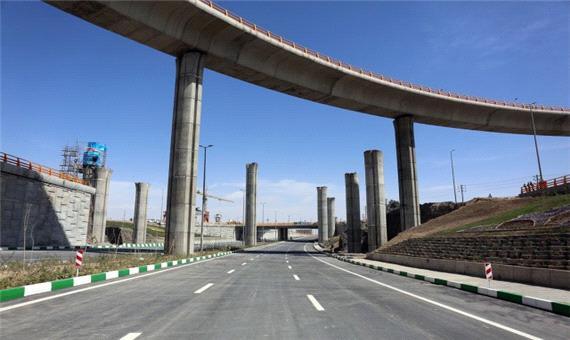سازه اصلی پل پروژه جمهوری اسلامی قم تا پایان امسال تکمیل می‌شود