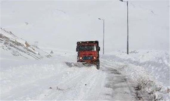 بخش‌هایی از کردستان در محاصره برف و خاموشی