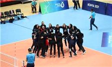 مربی قمی با تیم ملی والیبال زنان ایرانی در بالاترین سطح کشورهای اسلامی
