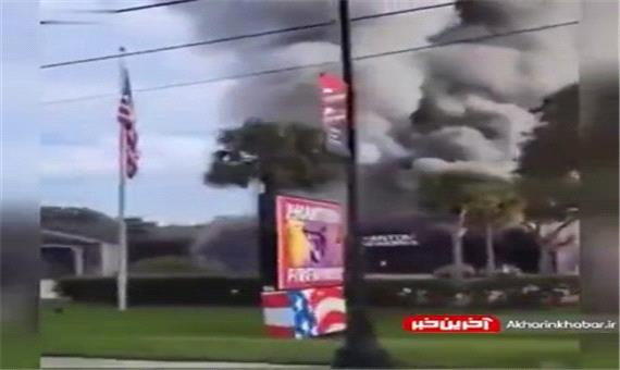 برخورد خودرو با فروشگاه آتش‌بازی در ایالت فلوریدا امریکا