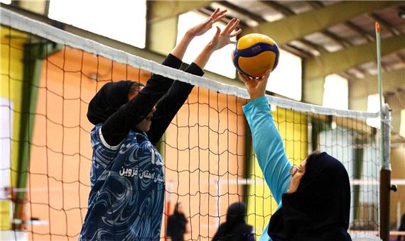 2 مربی از قم در اردوی تیم ملی والیبال دختران ایران حضور دارند