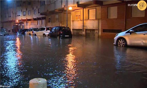 باران شدید در لیسبون پرتغال سیل به راه انداخت