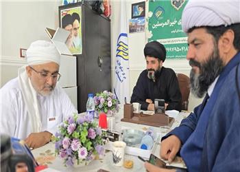 دیدار نمایندگان مدیرحوزه های علمیه با عضو شورای اهل سنت شهرستان میناب