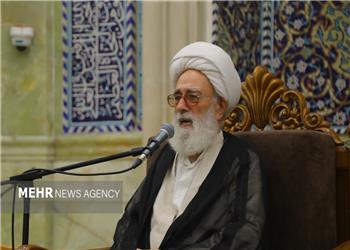 نظری منفرد: آیتالله محفوظی نمونهای جامع از علم، تقوا و اخلاق بود