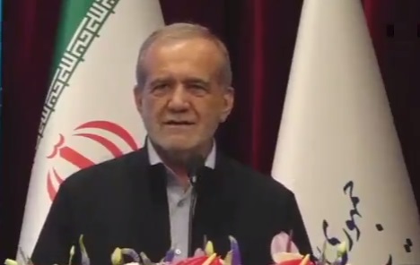 رئیس جمهور: با شعار دادن که نمی‌شود مملکت را درست کرد