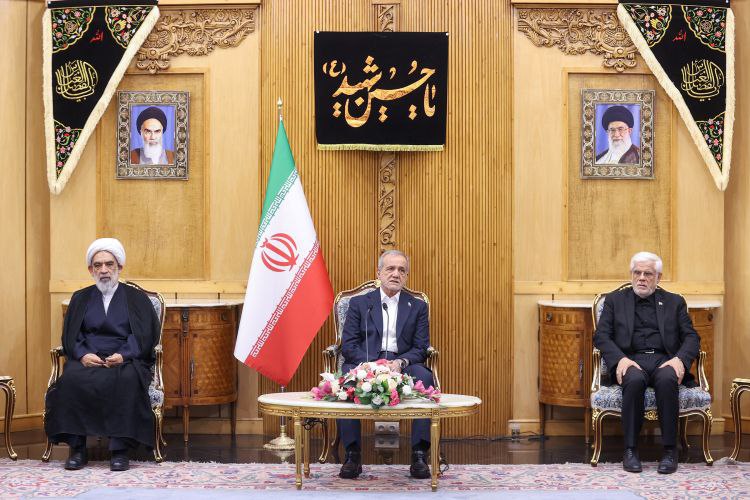 پزشکیان پیش از عزیمت به ارمنستان: نگرانی وجود دارد که شرکت‌های آمریکایی به اسم شرکت وارد منطقه شده ولی کارهای دیگری کنند