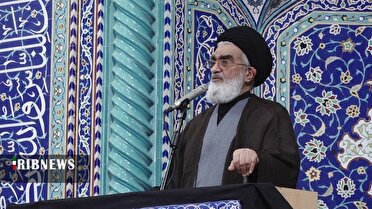 گفت‌و‌گو با آمریکا یعنی پیروی از دین آمریکایی و مخالفت با اسلام ناب محمدی
