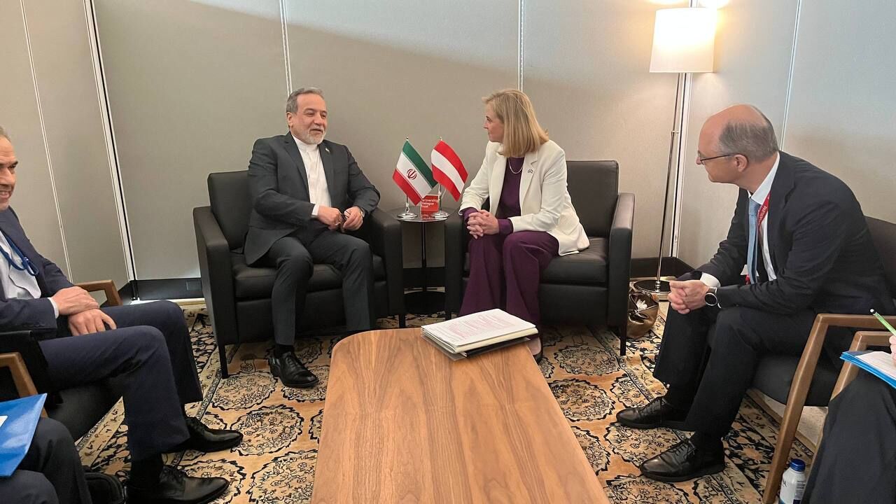 عراقچی خطاب به همتای اتریشی: کشورها از سوء‌استفاده ابزاری از شورای امنیت خودداری کنند