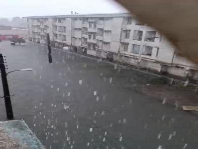بارش باران شدید در انزلی