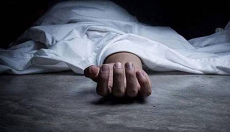 کشف جسد بوگرفته زن تنها بین رخت‌خواب‌هایش