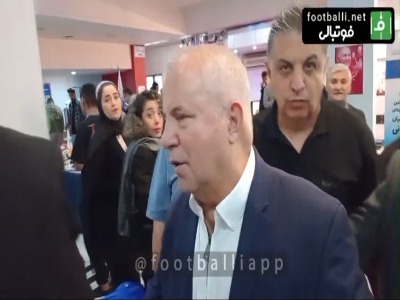 علی پروین بدون گفت و گو با خبرنگاران، مراسم را ترک کرد