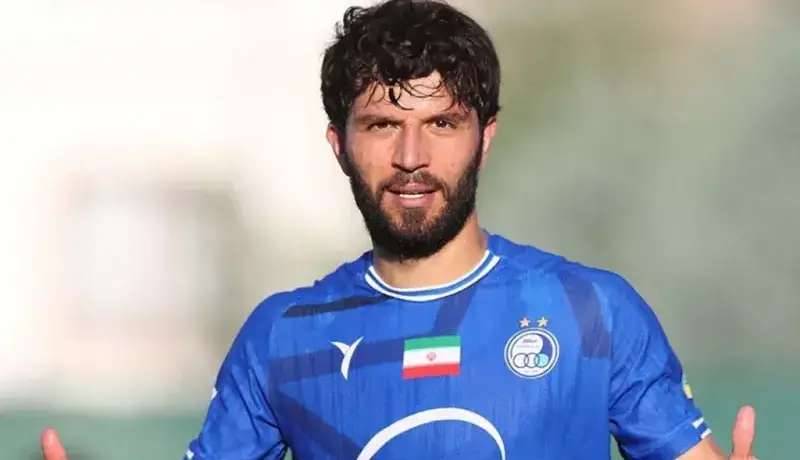 ماشاریپوف تک و تنها تمرین می‌کند