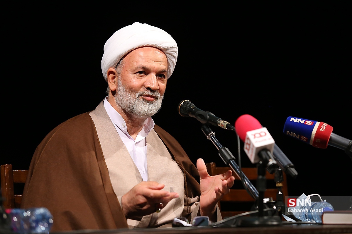 روانبخش: پذیرش CFT در شرایط فعلی عقب‌نشینی در برابر دشمن است