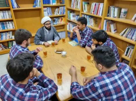 کافه گفتگوی دانش‌آموزیِ مجتمع فرهنگی آموزشی دکتر حسابی