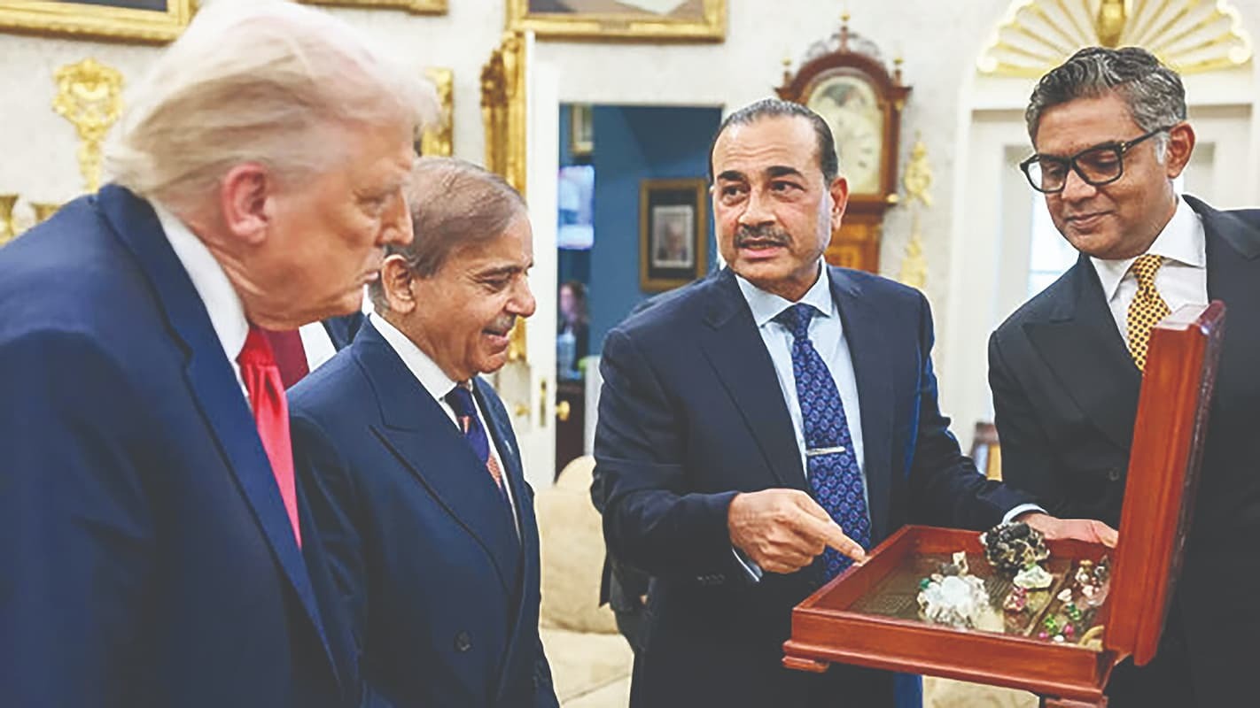 حضور آمریکا بیخ گوش ایران؟/ گزارش الجزیره از احتمال سرمایه گذاری واشنگتن در بندر «پسنی» بلوچستان پاکستان