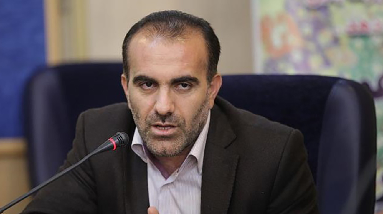 رئیس سازمان نظام پزشکی: برخی مسئولین می‌خواهند به زور بچه‌هایشان را پزشک کنند