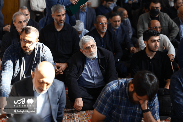حضور سردار قاآنی در مراسم تشییع پیکر سردار افشار