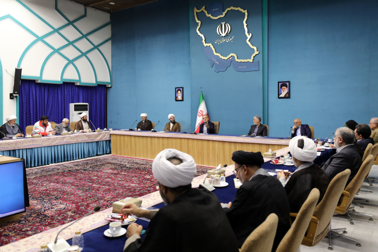 رئیس جمهور: با بگیر و ببند و اخراج کردن افراد، جامعه اصلاح نمی‌شود