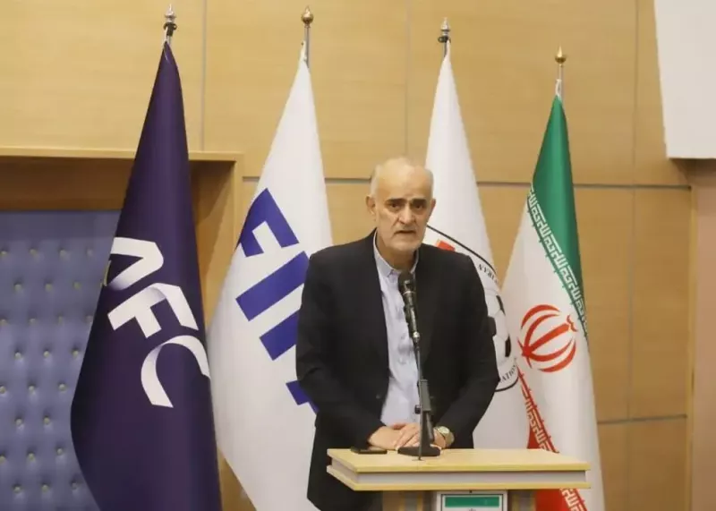 نبی: پوشیدن پیراهن تیم ملی مثل دفاع از خاک است