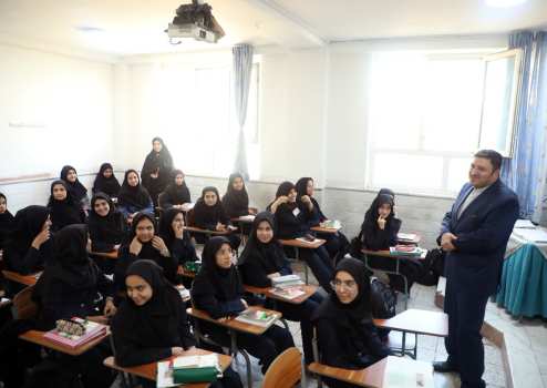 لزوم توجه مدیران بر فعالیت درون مدرسه ای