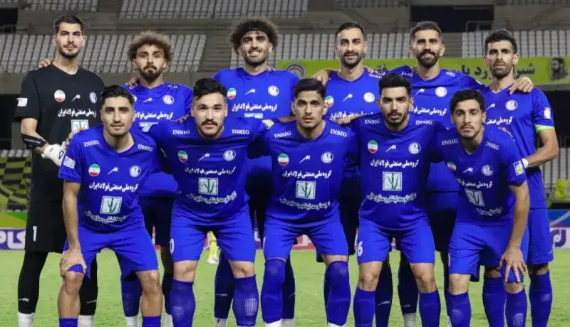 یازده بازیکن آبی‌پوش برای بازی با ملوان