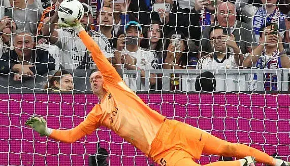 شزنی فاش کرد: پنالتی امباپه را چطور مهار کردم؟