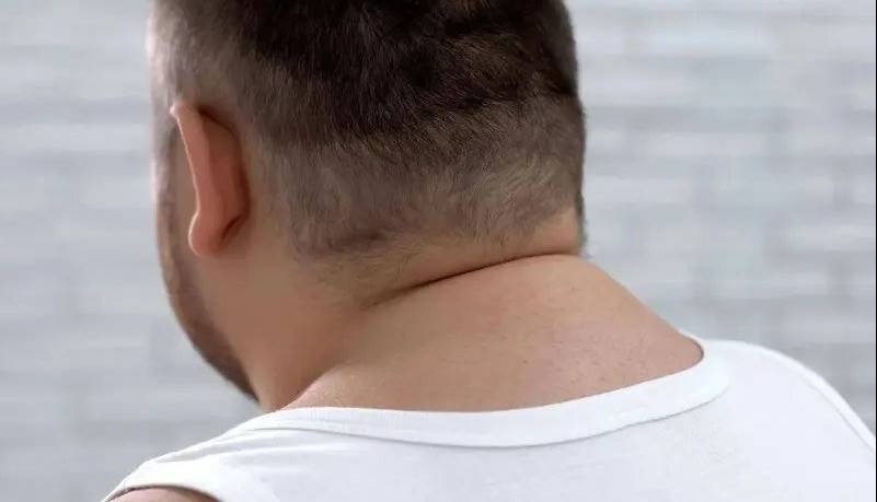 اندازه گردن چه چیزی در مورد سلامتی شما می‌گوید؟