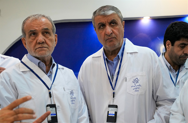 اسلامی: در نقاط مختلف کشور نیروگاه‌های برق اتمی احداث خواهند شد