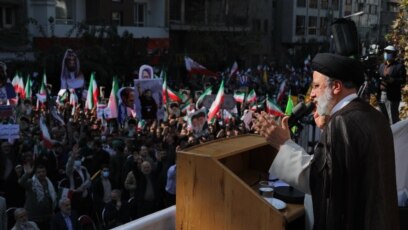 روایت شهید رئیسی از ابعاد جنایات و فتنه‌انگیزی آمریکا در جهان و آزادی ملت ایران از چنگال نظام سلطه در ۱۳ آبان ۱۳۵۸