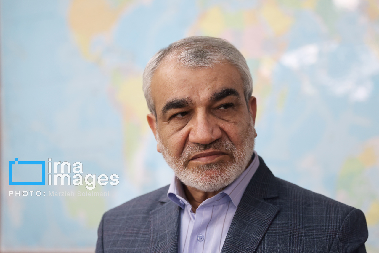 کدخدایی: برخی کشورها با سلطه بر پلتفرم‌ها اهداف خود را پیاده می‌کنند