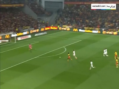 خلاصه بازی لانس ۳ - لوریان ۰