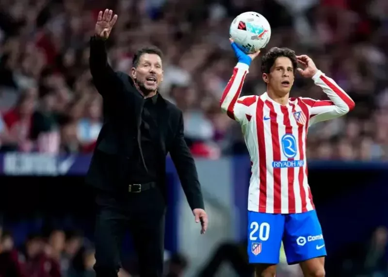 پاداش درخشش سیمئونه؛ تمدید تا 2030