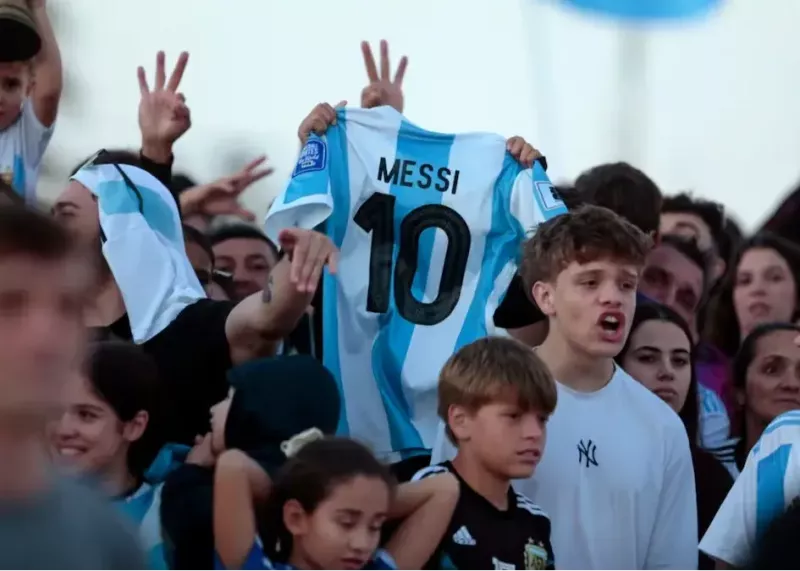 جنون در اسپانیا برای تماشای لیونل مسی