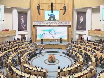 پزشکیان: مردم در جنگ ۱۲ روزه ایستادند و شعار دادند «جانمان فدای رهبر»