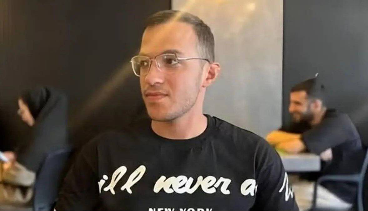 روایت "کیهان" از ماجرای خودسوزی جوان اهوازی/ کیهان: احمد بالدی یک دکه ساده نداشت بلکه یک رستوران در منطقه مرفه نشین داشت