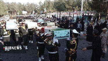 استقبال از هفت لاله گمنام دفاع مقدس در قم