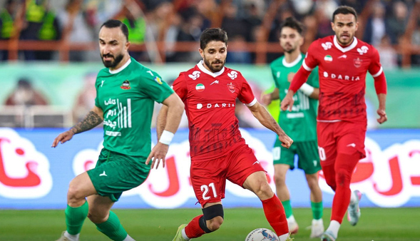 اعتراض شمس‌آذری‌ها به داوری بازی پرسپولیس