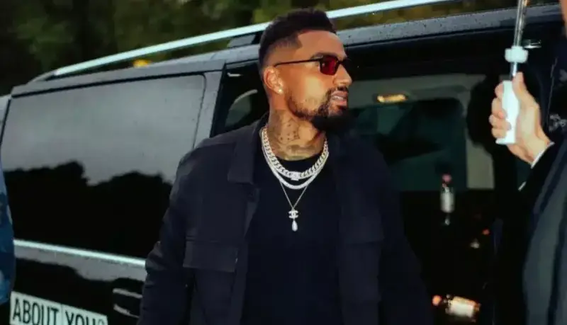 برای انتقال به بارسا منتظر اجازه مسی بودیم!