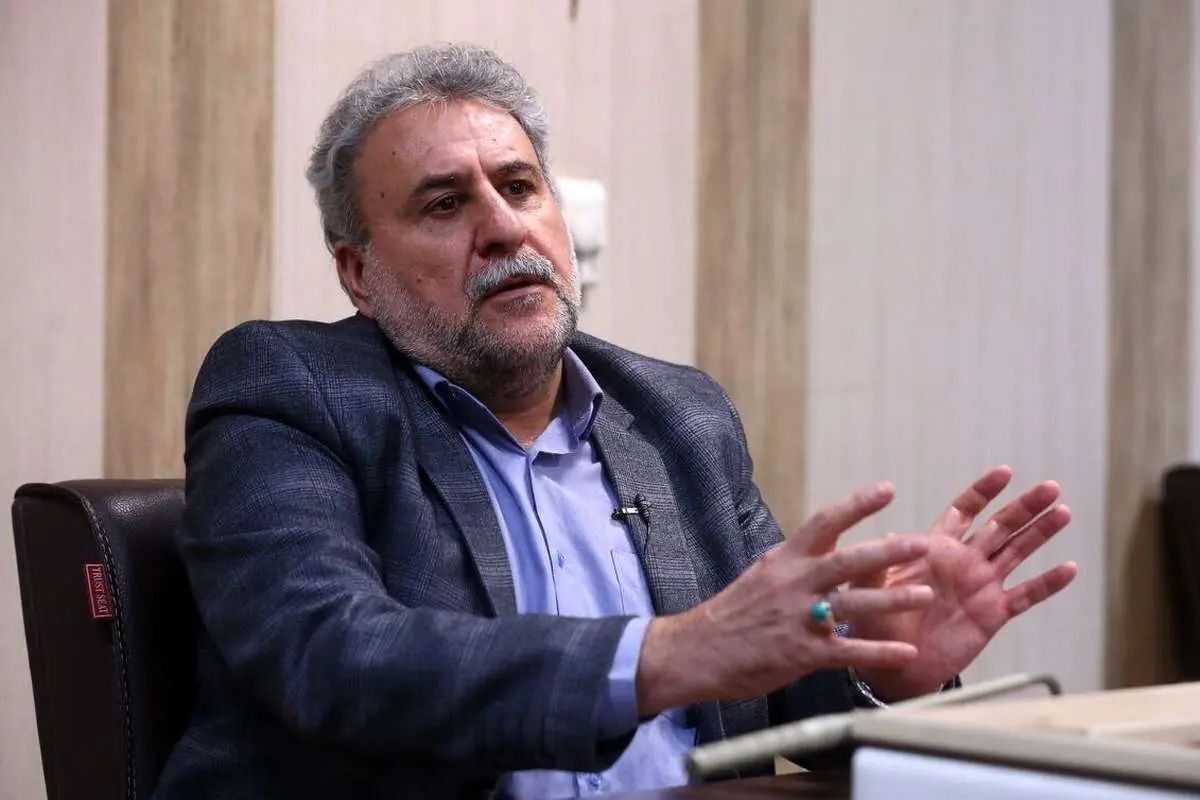 فلاحت‌پیشه: «فیلترینگ» در ایران به نماد مسئولان رسوا تبدیل شده و هنوز در این ‎هوای آلوده نفس می‌کشد