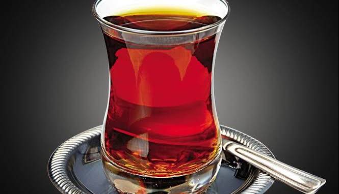 چیزهایی که هرگز نباید با چای بخورید!