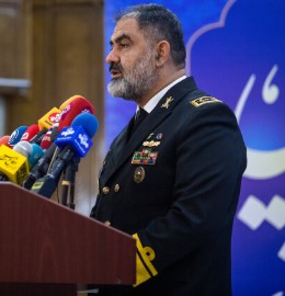 دریادار ایرانی: مناقشات جعلی نمی‌توانند آسیبی به حق حاکمیت ایران بر جزایر سه‌گانه وارد کند