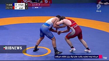 دوبنده پوشان فرنگی کار قم بر بام کشتی ایران ایستادند